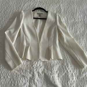 EUC H&M off white blazer with puffed sleeve and bottom pleat sz 8
